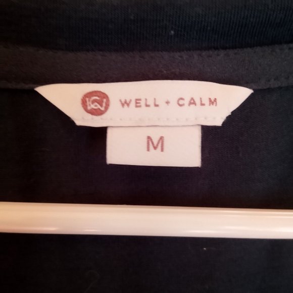 Well Calm Long Sleeve v neck pullover Top Size M - Picture 4 of 5